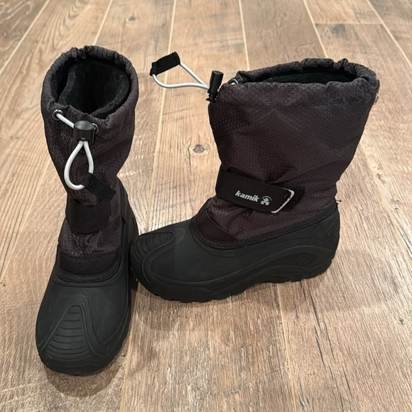 Kamik Kid’s Black Snow Boots Size 2 - Picture 1 of 6
